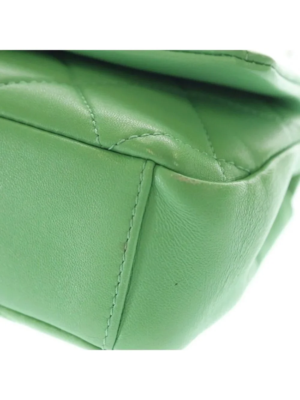 Chanel Quilted 18 Lambskin Leather Chain Shoulder Bag Gold Green